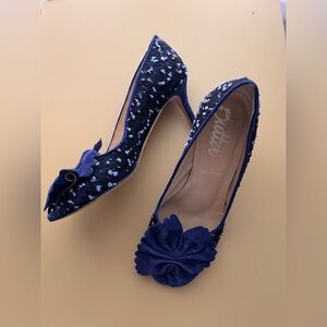 BUTTER London Blue fabric leather suede swiss dot peep toe pumps sz 6.5